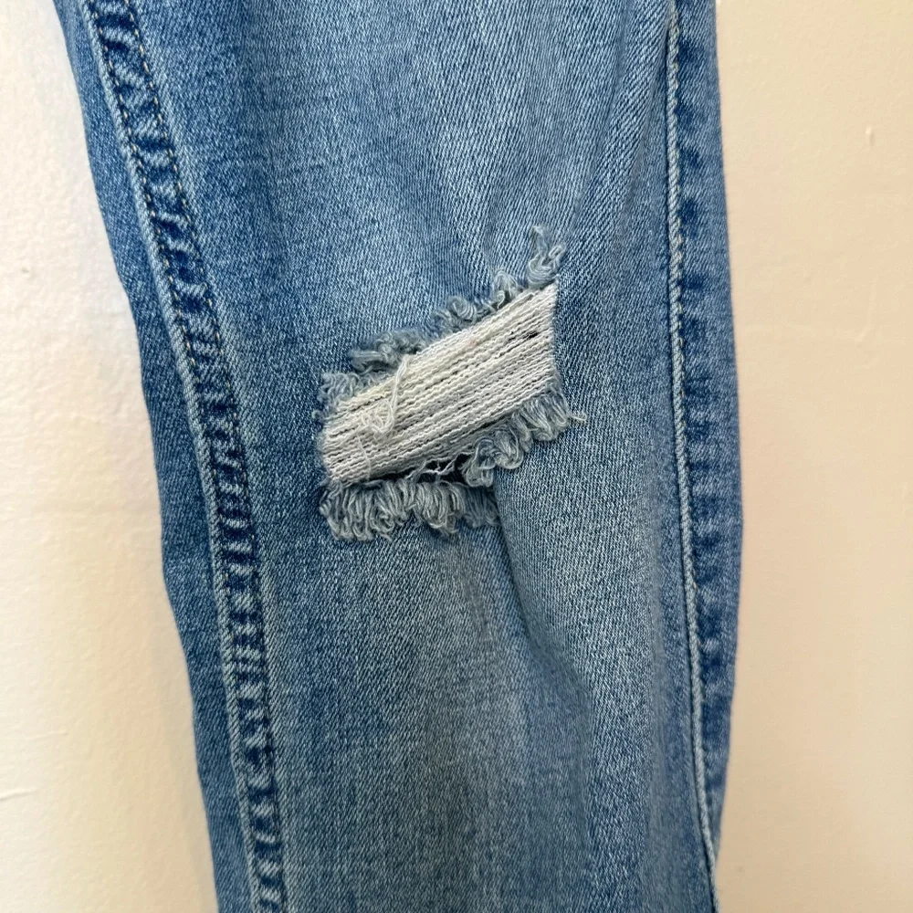 Hollister | Super Skinny Advanced Stretch Factory Busted Knee Distressed Jeans